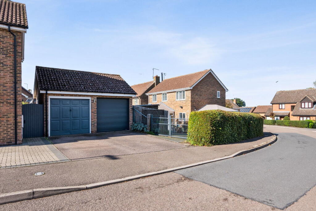 Constable Drive, Barton Seagrave NN15 photo 4