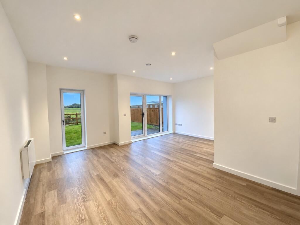 House in Plymouth - View 3