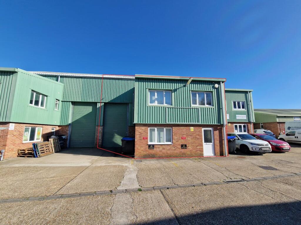 Main image of property: 11b Blackbrook Business Park, Blackbrook Road, Fareham, PO15 5DR