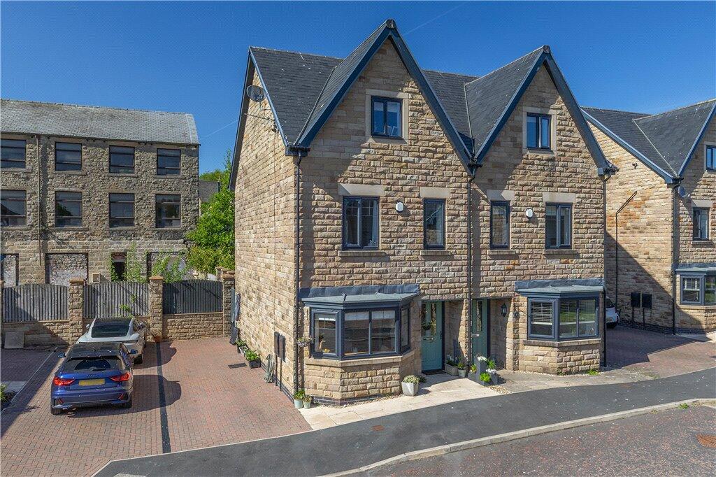 Main image of property: Beckside, Salterforth, Barnoldswick, Lancashire, BB18