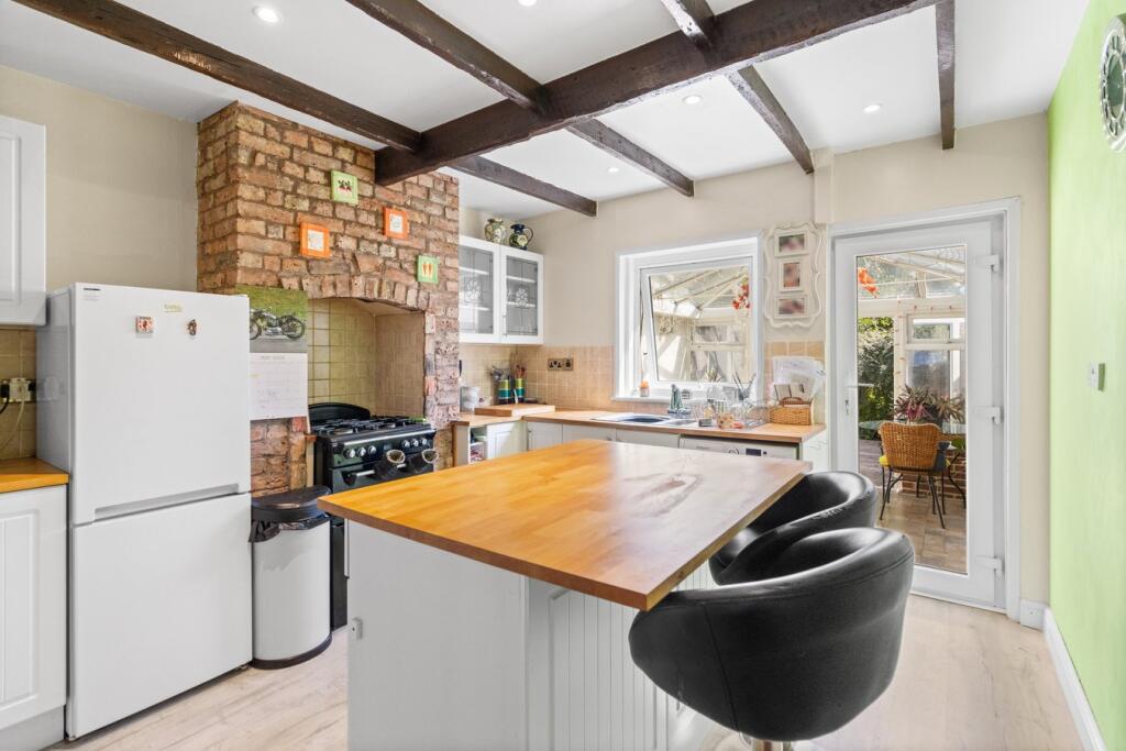 Gordon Road, Hailsham, BN27 - View 5