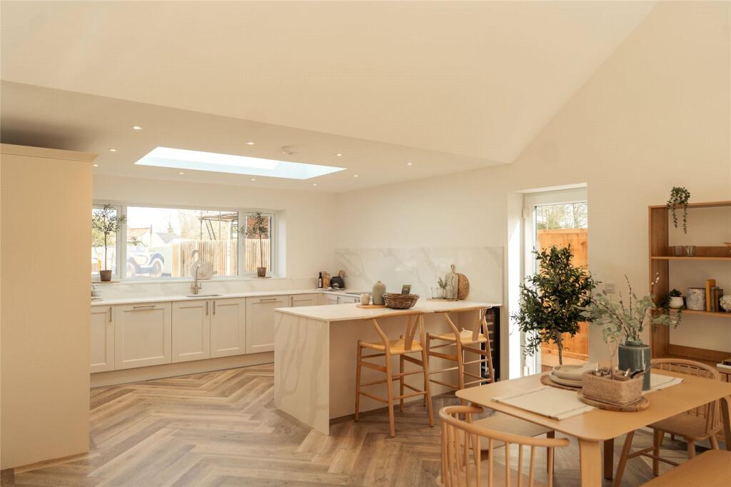 The Oaks, Main Road, Filby, Great Yarmouth, NR29 photo 3