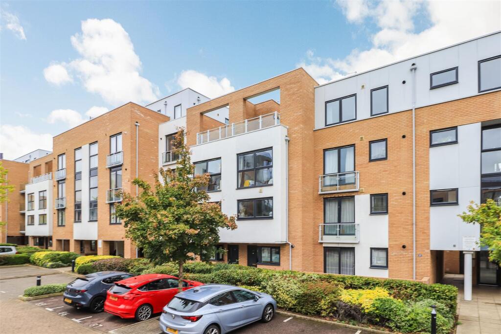 Main image of property: Cromwell Road, Cambridge