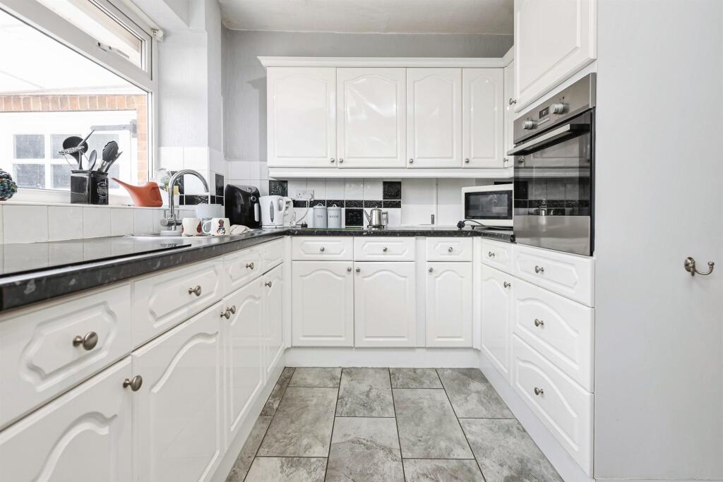 Ashfurlong Crescent, Sutton Coldfield - View 6