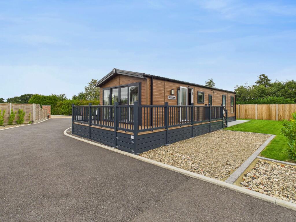 Main image of property: Haddiscoe Country Retreat, Dorchester 