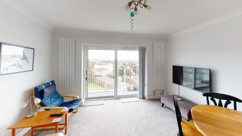 Apartment in Brighton - View 3
