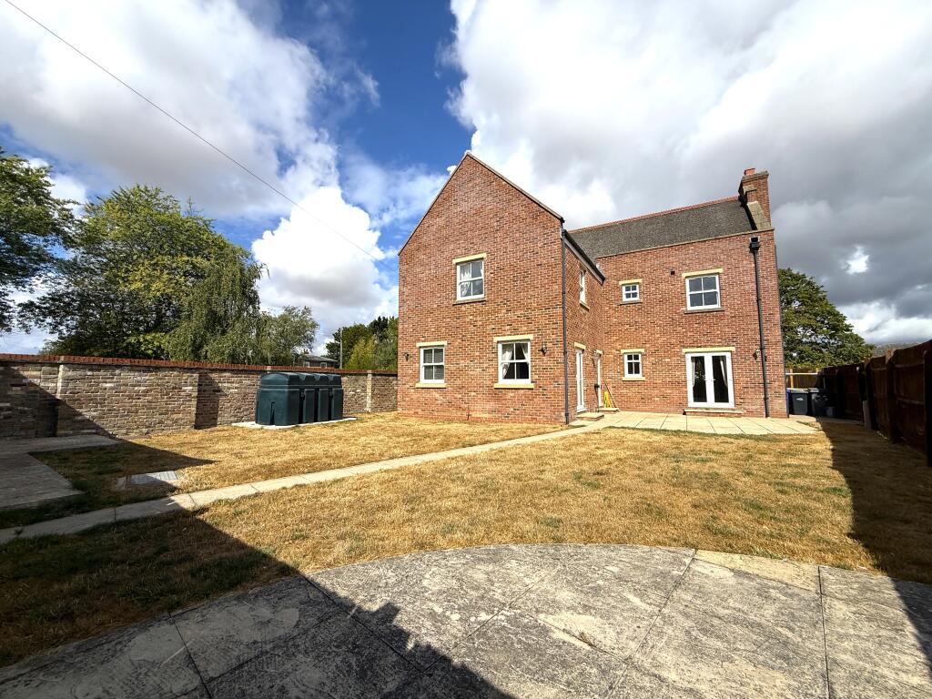 Main image of property: Oak Tree View, The Green, Barrow, Suffolk