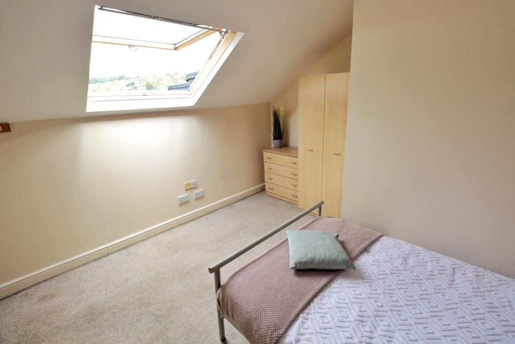 House in Lincoln, New Boultham - View 4
