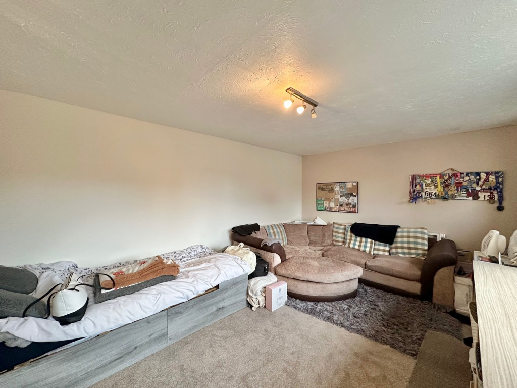Fakenham Drive, Hereford, HR4 photo 4