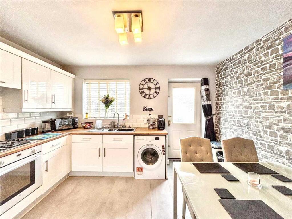 Tudor Street, Sutton - View 2