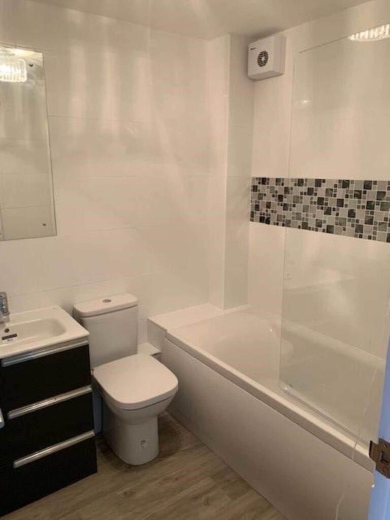 Apartment in St Albans - More
