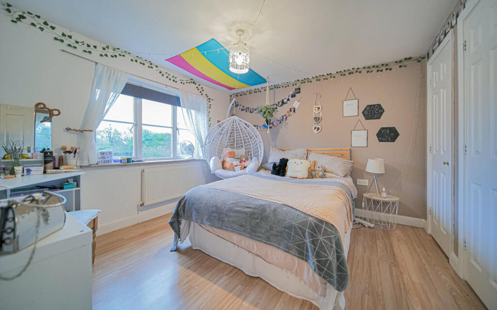 Additional image 18 of St Georges Place, Semington