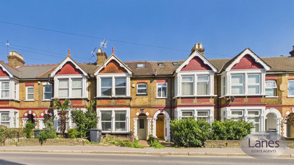 Main image of property: Turners Hill, Cheshunt