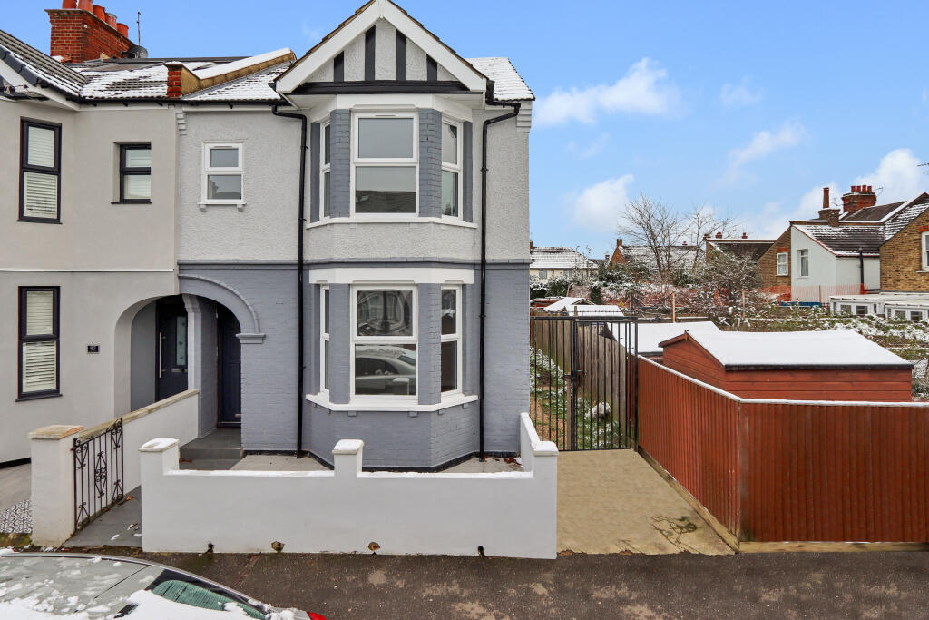 Main image of property: Princes Avenue, Watford