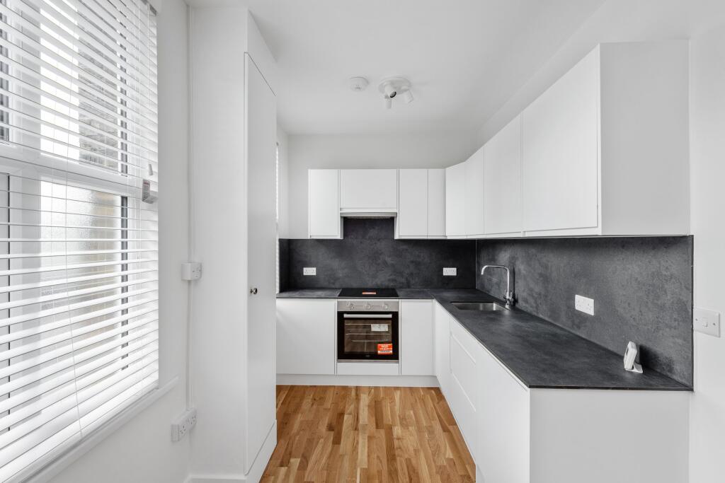 Main image of property: 9B Bowes House 47 Bowes Road