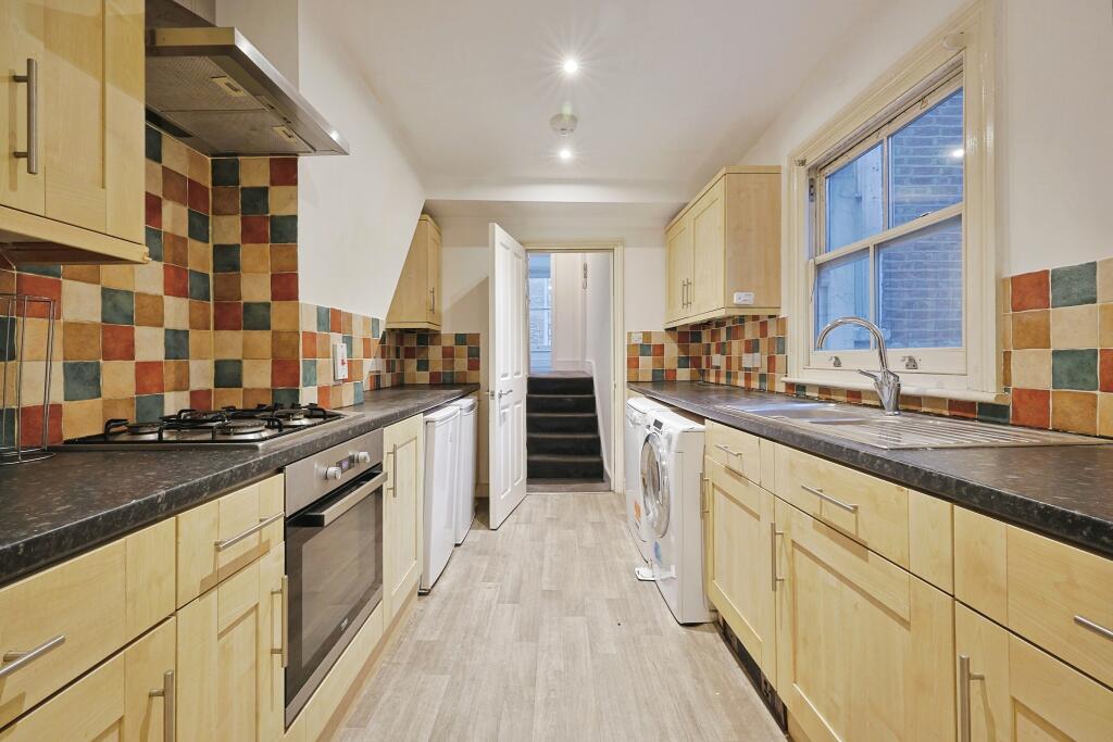 3 bedroom flat for rent