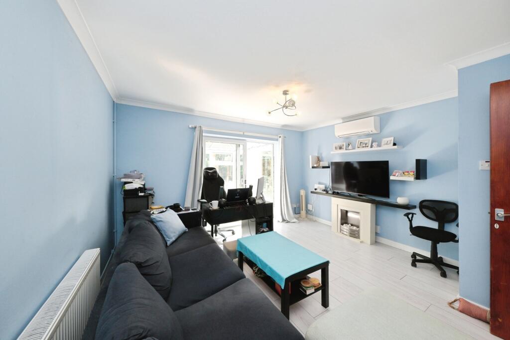 House in Nottingham, Nottinghamshire - View 5
