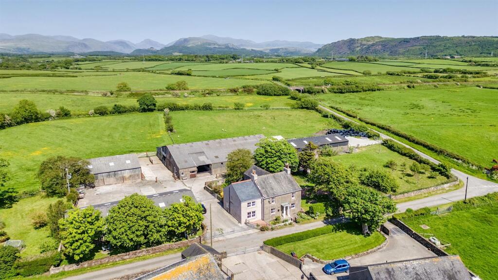 Main image of property: Carleton, Holmrook, CA19