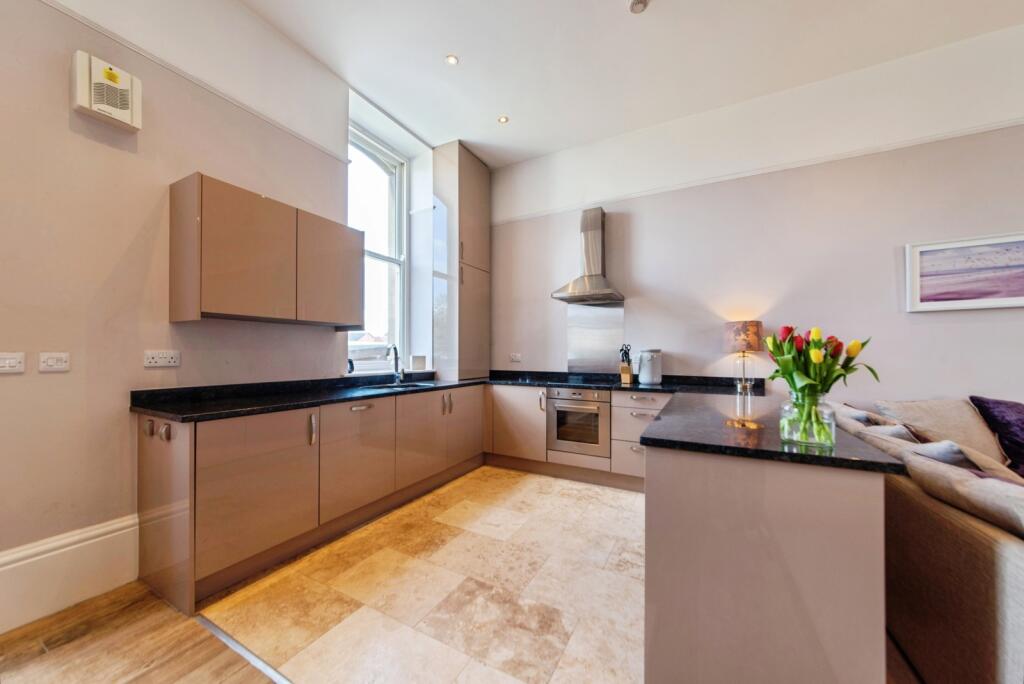 House in North Kesteven, Bracebridge Heath - View 3