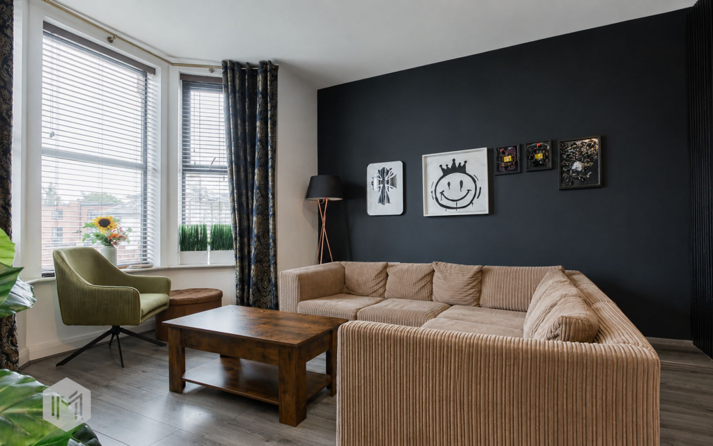 Apartment in Salford, Higher Broughton - View 3