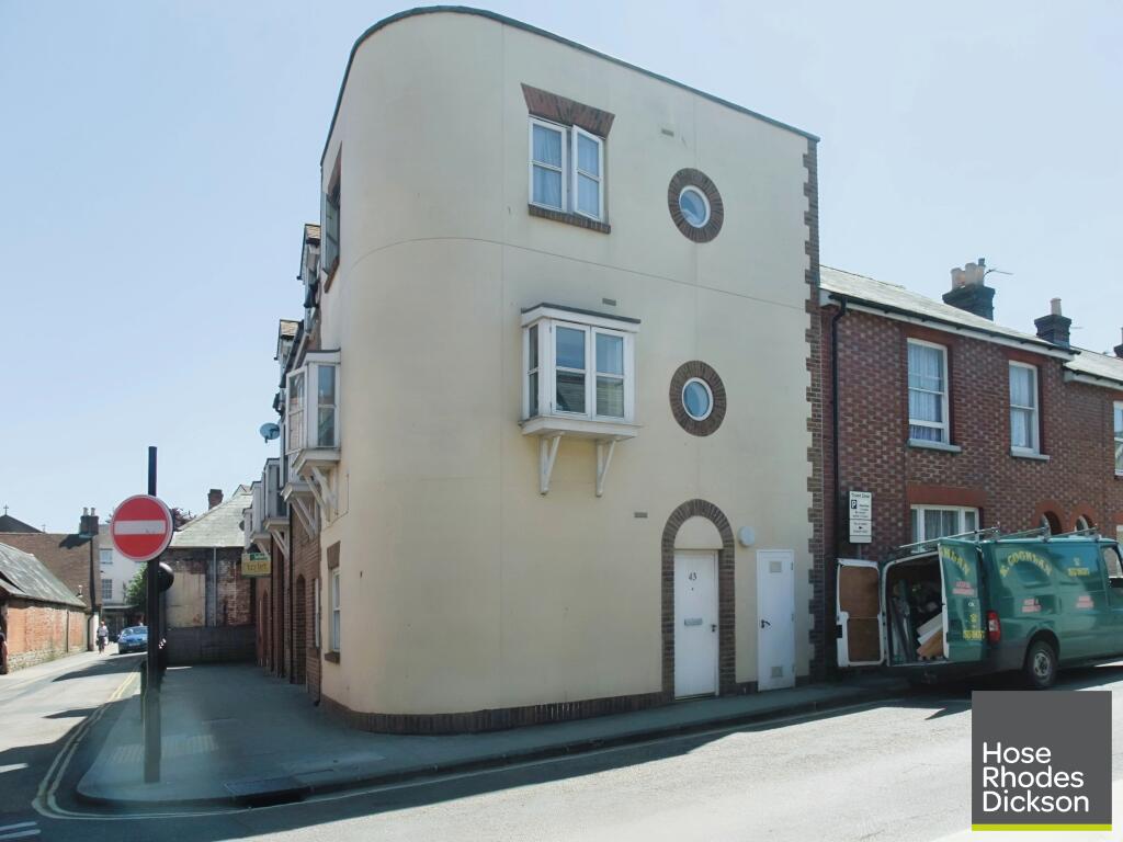 Main image of property: Lugley Street, Newport, PO30