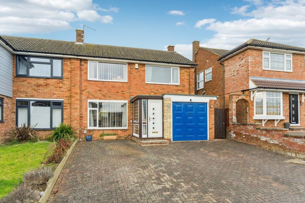 Main image of property: Grovelands Avenue, Hitchin, SG4