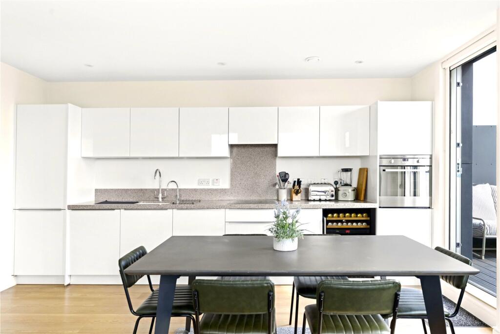 Apartment in London, Leyton - View 2
