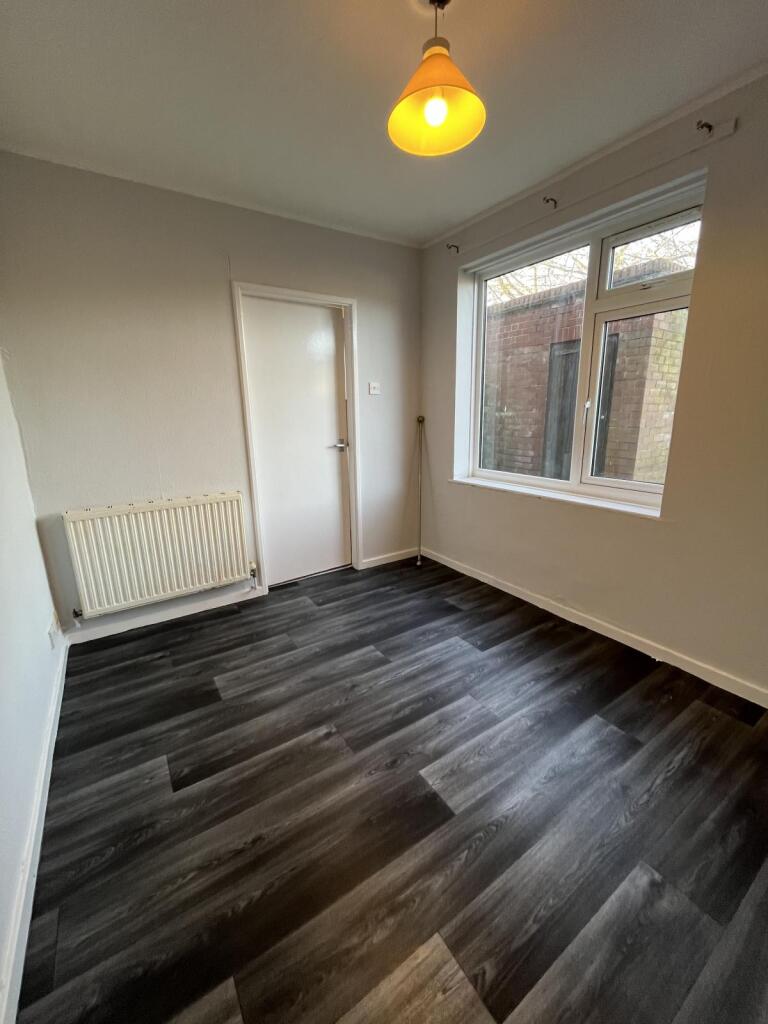 House in Stafford, Beaconside - View 5