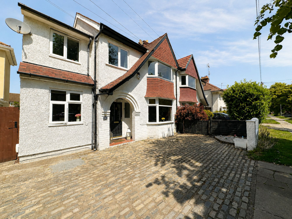 Main image of property: Warwick Road, Wirral, CH49