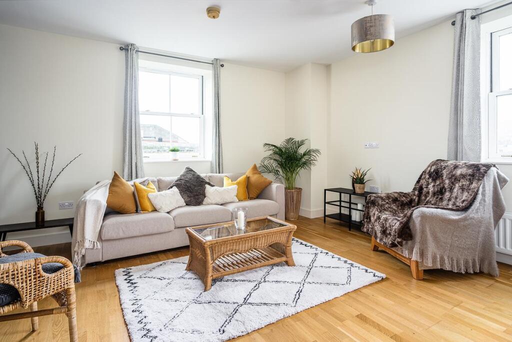 Main image of property: New Marchants Passage,Southgate,Bath