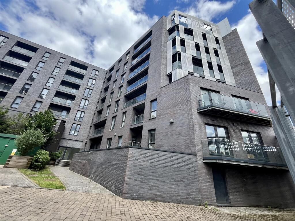 Main image of property: The Plaza, Advent Way, Manchester
