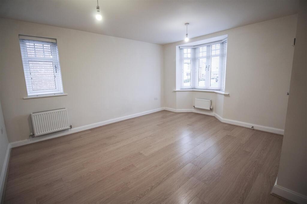 House in Chelmsford - View 3