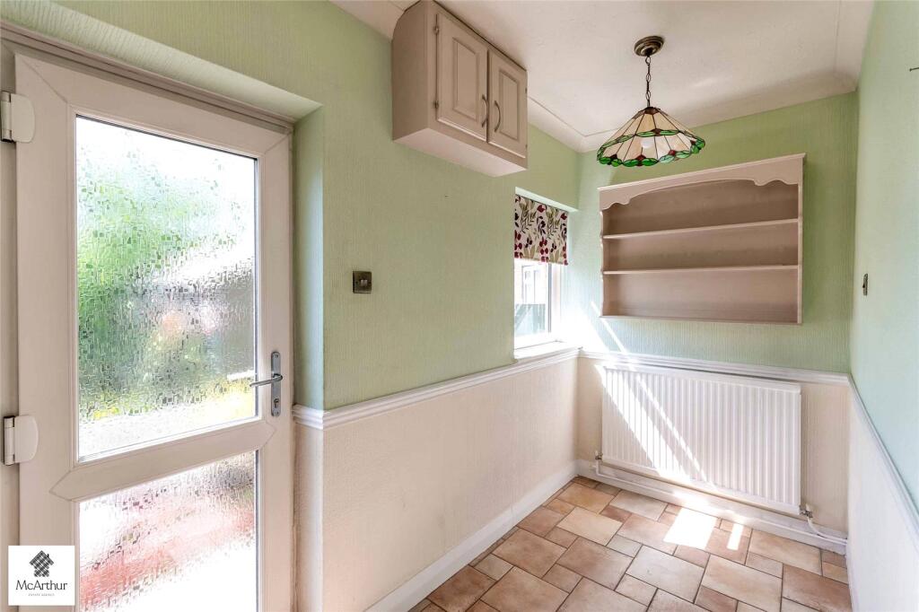 East Street, Harworth & Bircotes, Doncaster, South Yorkshire, DN11 photo 5