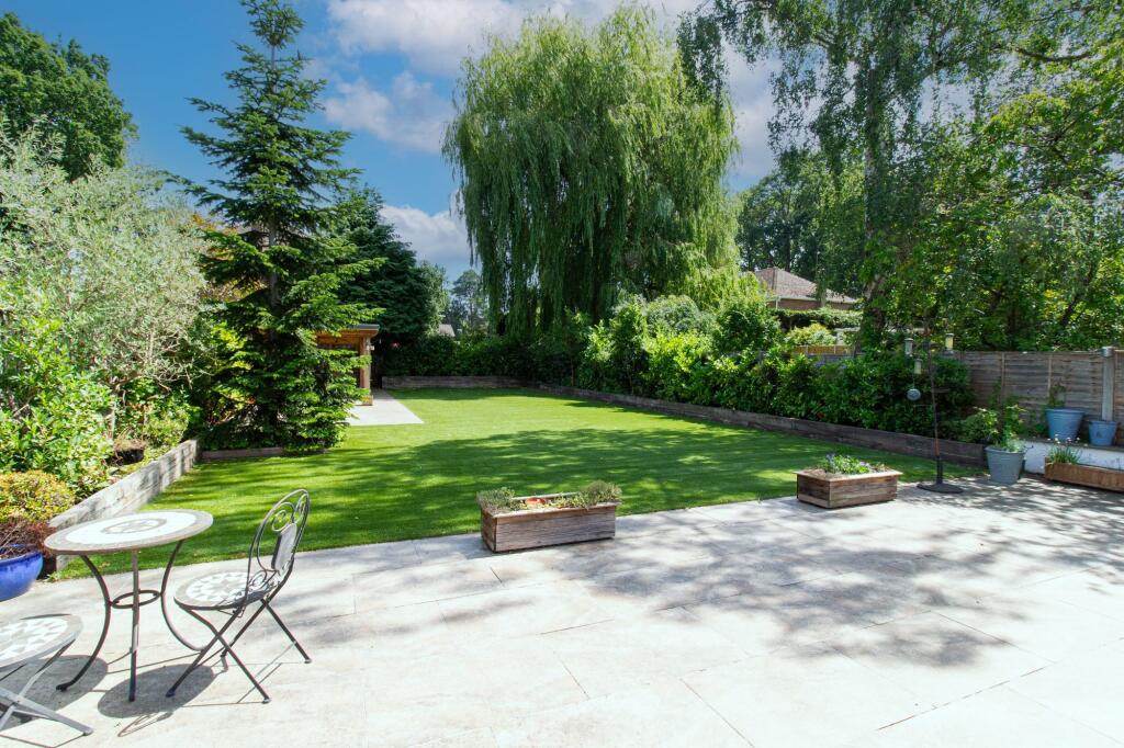 House in Hart, Fleet - View 2