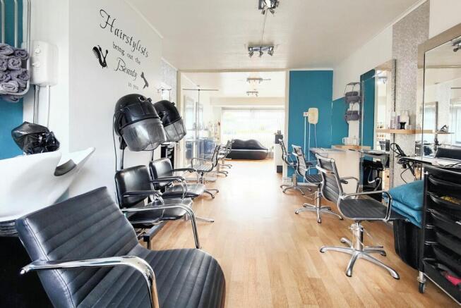Salon sink area.jpeg