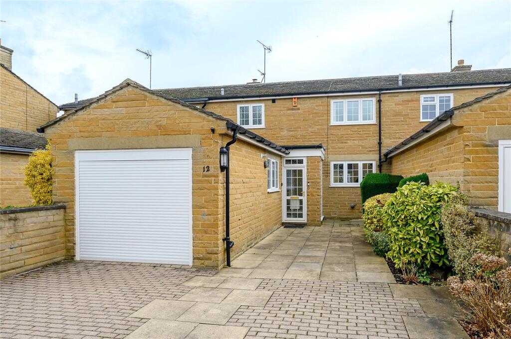 Main image of property: Harewood Mews, Harewood, LS17