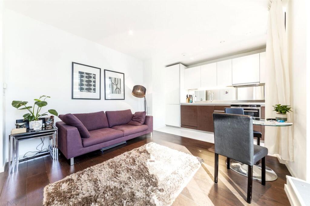 Main image of property: 4 Baltimore Wharf, Canary Wharf