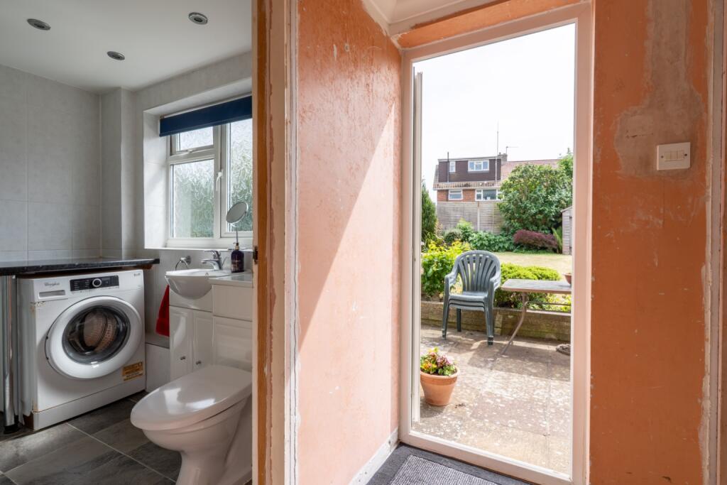 House in Gravesham, Gravesend - More