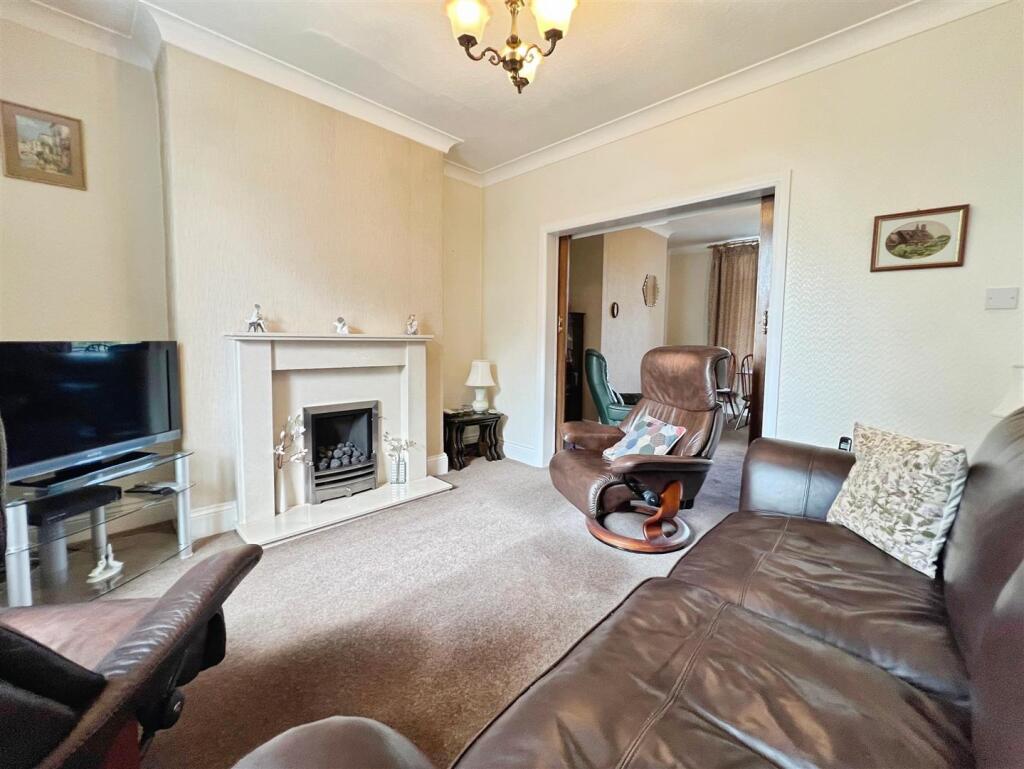 Norman Avenue, Bradford, BD2 2LY photo 4