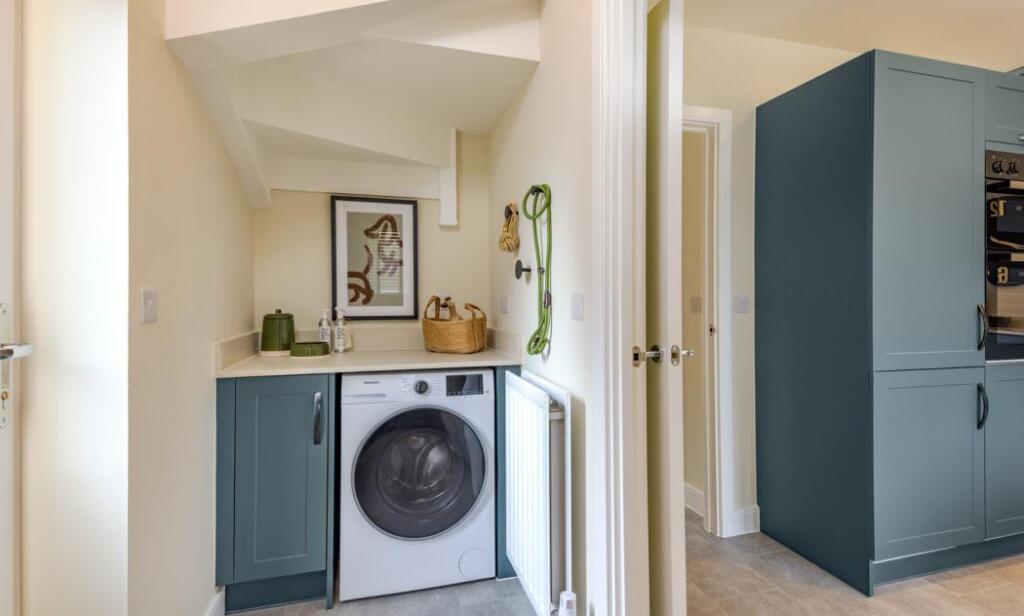 House in Portsmouth - View 3