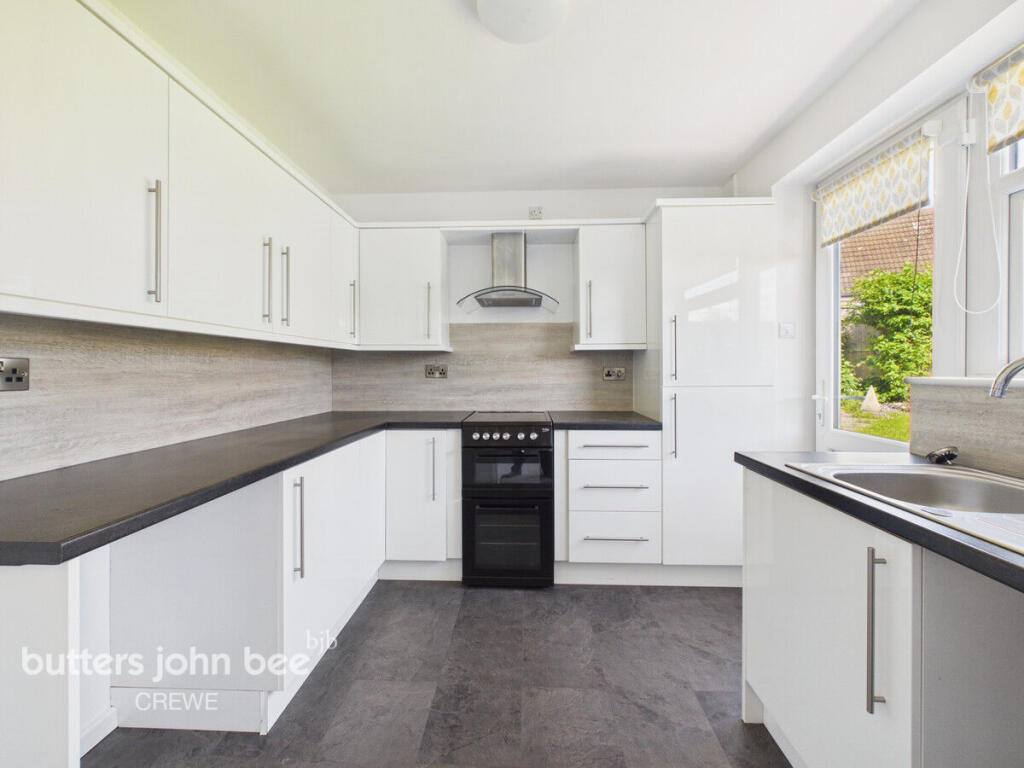 House in Crewe, Wistaston - View 4