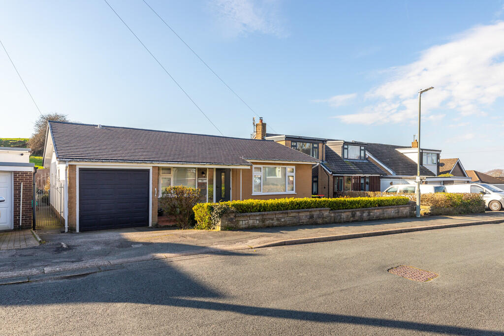 Main image of property: 32 Pinewood Avenue, Bolton Le Sands, Carnforth, LA5 8AR