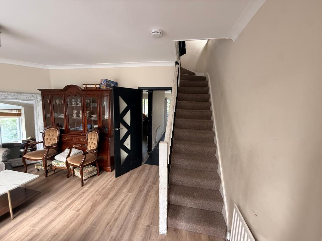 House in Birmingham, West Midlands - View 3