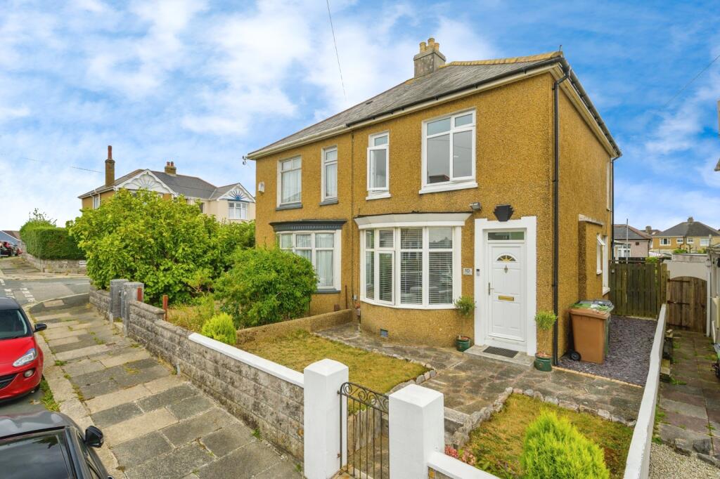 2-bed semi-detached on Hill Top Crest, St Budeaux, Plymouth, PL5, £260,000