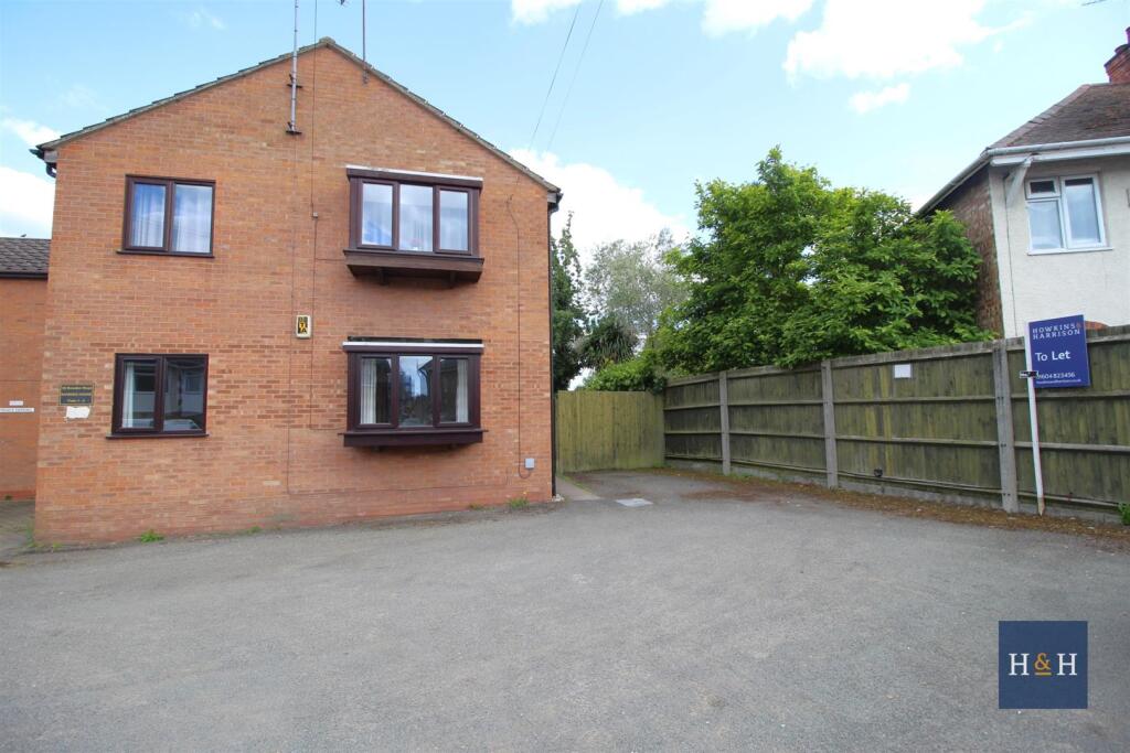 Main image of property: BOWDEN ROAD, ST JAMES - NN5