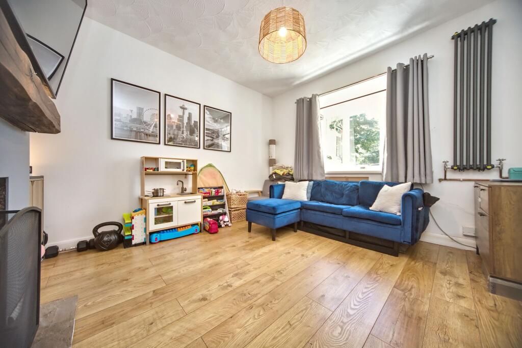 House in Wigan, Greater Manchester - More