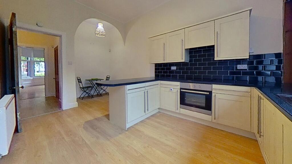 Apartment in Glasgow - View 5