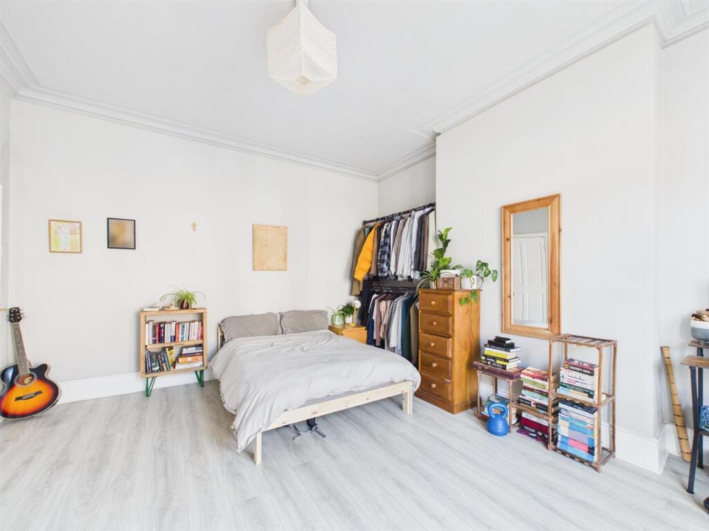 Apartment in Newcastle upon Tyne - More