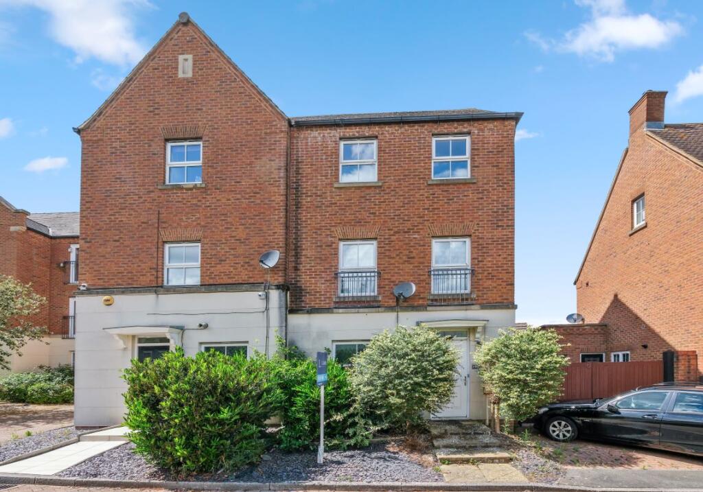 Main image of property: 21 Stanwyck Lane, Oxley Park, Milton Keynes, Buckinghamshire, MK4 4EB