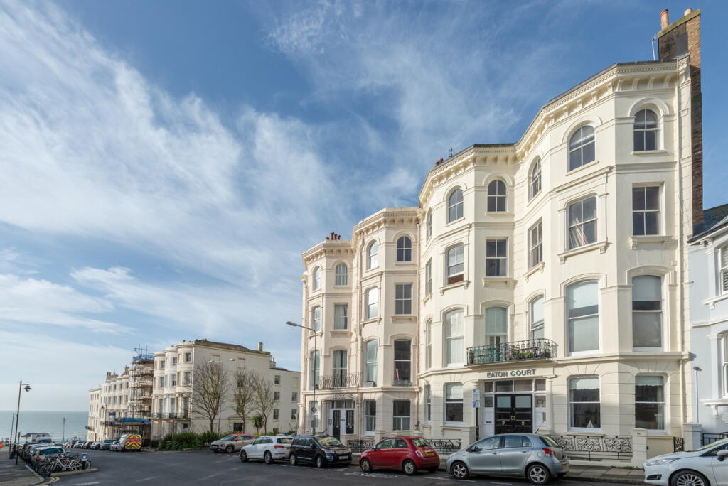 Apartment in Brighton - View 2